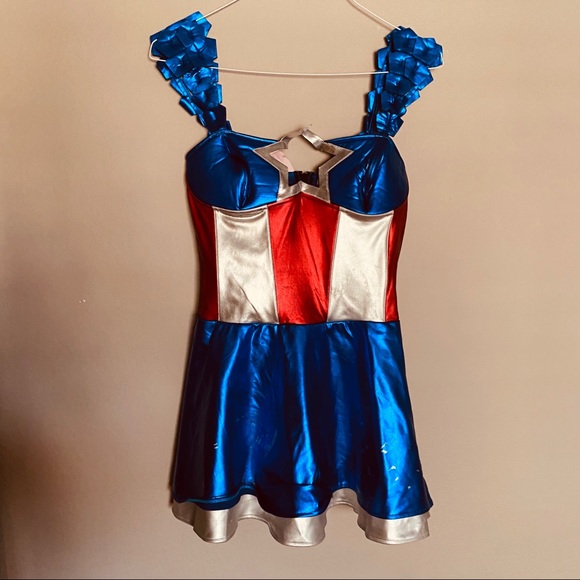 Marvel Other - Captain America Costume Women  size 8-10.